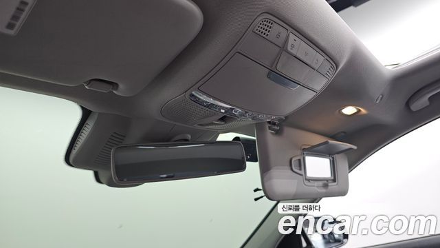 Mercedes-Benz E-Class E200 Avantgarde