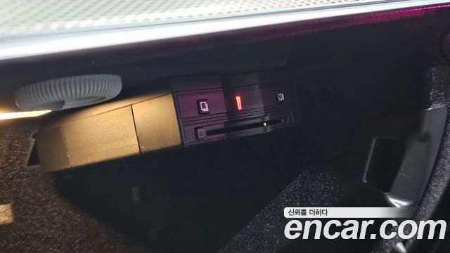 Mercedes-Benz E-Class E200 Avantgarde