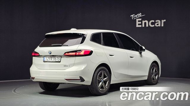 BMW 2-Series 218d Advantage