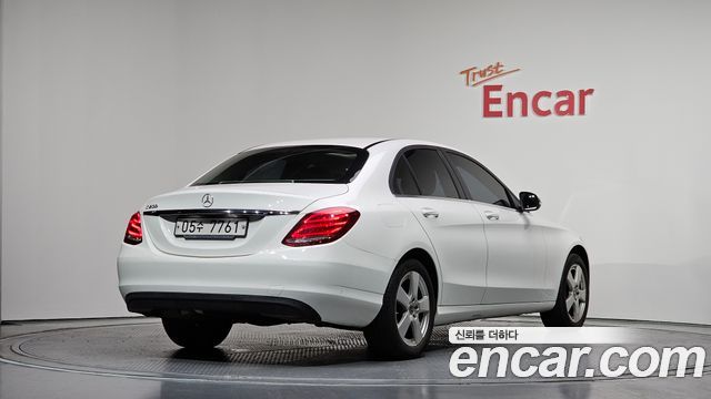 Mercedes-Benz C-Class C200