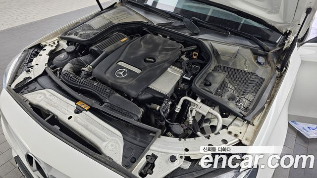 Mercedes-Benz C-Class C200