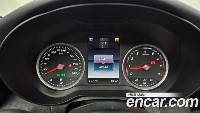 Mercedes-Benz C-Class C200