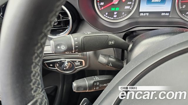 Mercedes-Benz C-Class C200