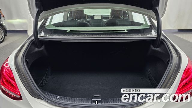 Mercedes-Benz C-Class C200