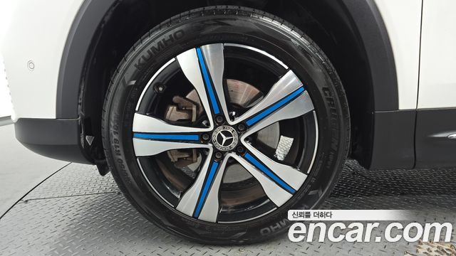 Mercedes-Benz EQB EQB300 4MATIC