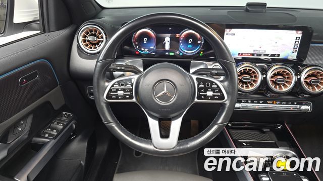Mercedes-Benz EQB EQB300 4MATIC