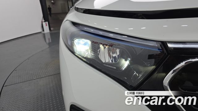 Mercedes-Benz EQB EQB300 4MATIC