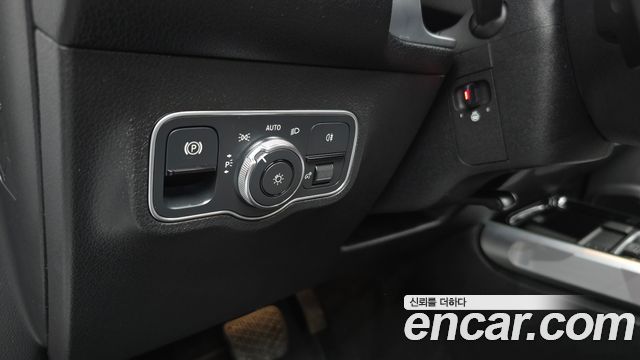 Mercedes-Benz EQB EQB300 4MATIC