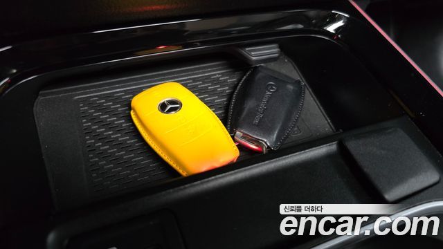 Mercedes-Benz EQB EQB300 4MATIC