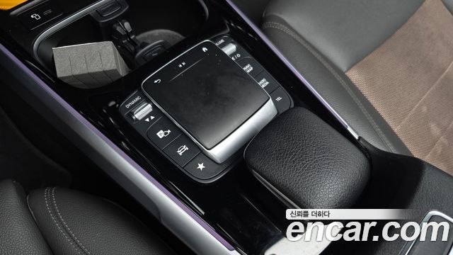 Mercedes-Benz EQB EQB300 4MATIC