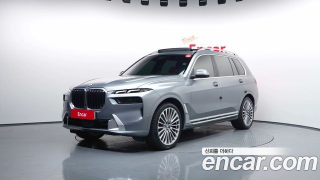 BMW X7 xDrive 40i Design Pure Excellence 6-Seater