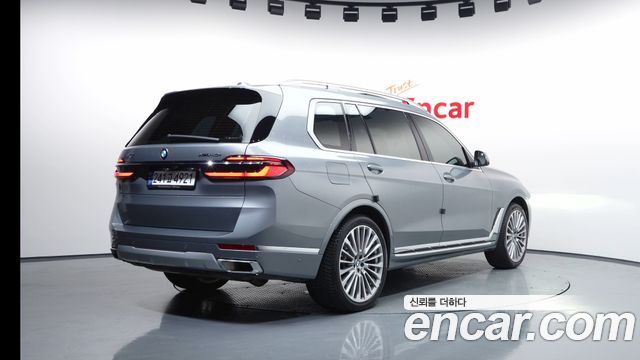 BMW X7 xDrive 40i Design Pure Excellence 6-Seater