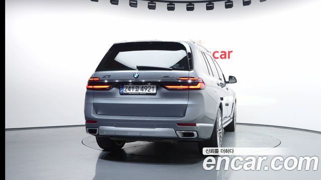 BMW X7 xDrive 40i Design Pure Excellence 6-Seater