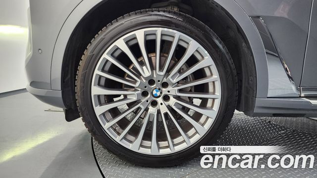 BMW X7 xDrive 40i Design Pure Excellence 6-Seater