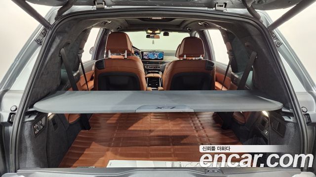 BMW X7 xDrive 40i Design Pure Excellence 6-Seater