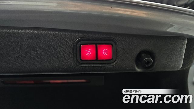Mercedes-Benz E-Class E350 4MATIC AMG Line