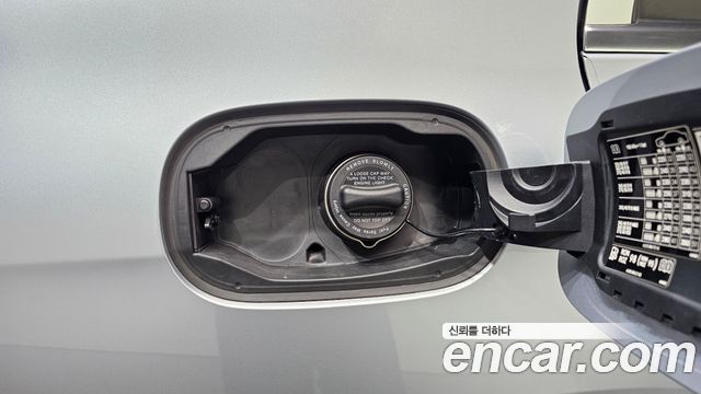 Mercedes-Benz E-Class E350 4MATIC AMG Line
