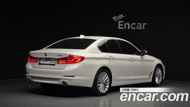 BMW 5-Series 530i Luxury Plus
