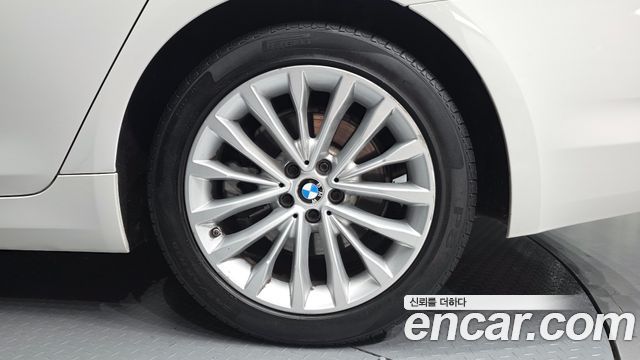 BMW 5-Series 530i Luxury Plus