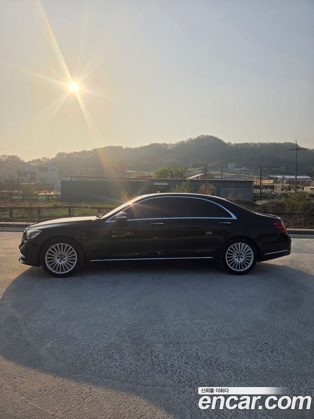Mercedes-Benz S-Class S350L