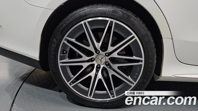 Mercedes-Benz AMG GT 4Door 43 4MATIC+
