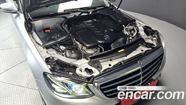 Mercedes-Benz E-Class E220d 4MATIC Exclusive