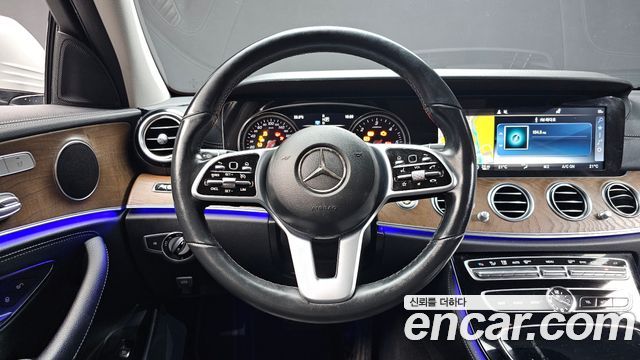 Mercedes-Benz E-Class E220d 4MATIC Exclusive