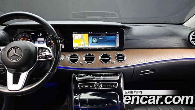 Mercedes-Benz E-Class E220d 4MATIC Exclusive