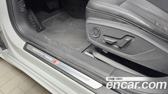 Audi A6 45 TFSI