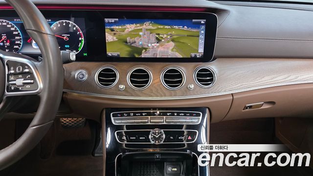 Mercedes-Benz E-Class E300e Exclusive