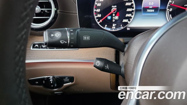 Mercedes-Benz E-Class E300e Exclusive