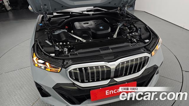 BMW 5-Series 530i xDrive M Sport