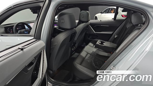 BMW 5-Series 530i xDrive M Sport