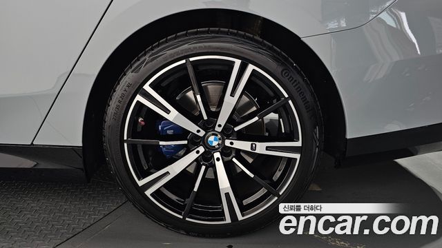 BMW 5-Series 530i xDrive M Sport