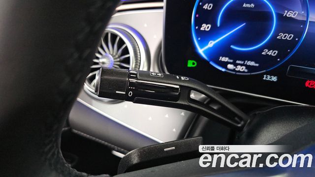 Mercedes-Benz EQE EQE350+