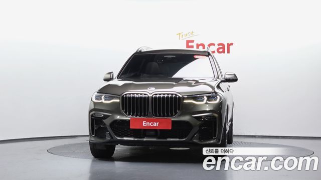 BMW X7 M50i 6STR