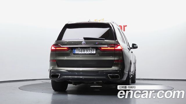 BMW X7 M50i 6STR