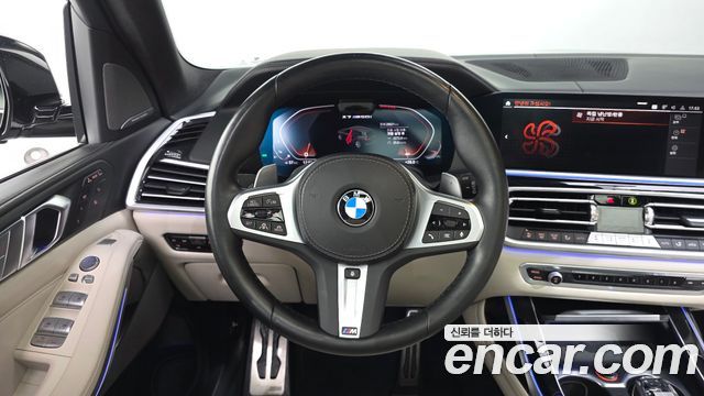BMW X7 M50i 6STR