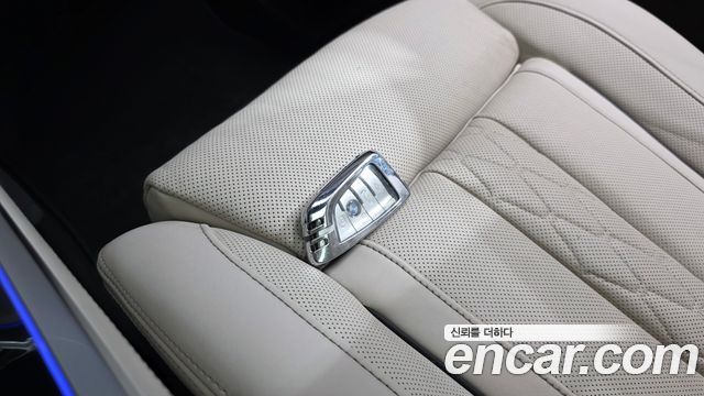 BMW X7 M50i 6STR