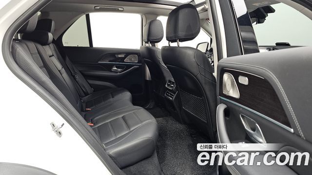 Mercedes-Benz GLE-Class GLE300d 4MATIC