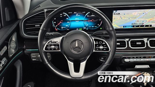 Mercedes-Benz GLE-Class GLE300d 4MATIC