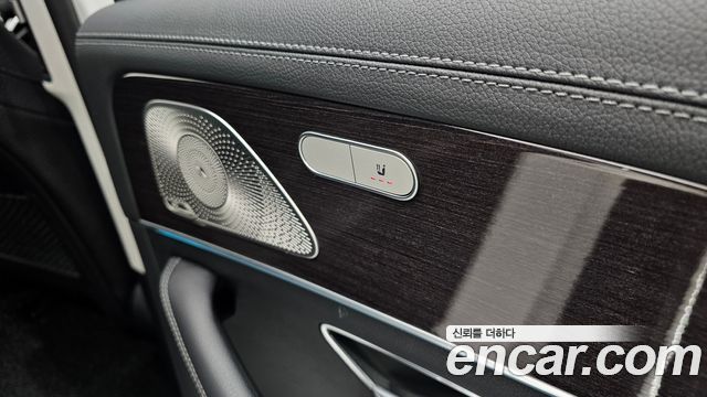 Mercedes-Benz GLE-Class GLE300d 4MATIC