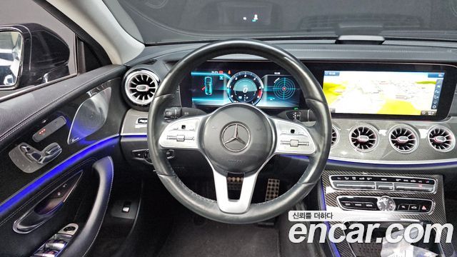 Mercedes-Benz CLS-Class CLS300d AMG Line