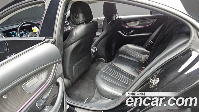 Mercedes-Benz CLS-Class CLS300d AMG Line