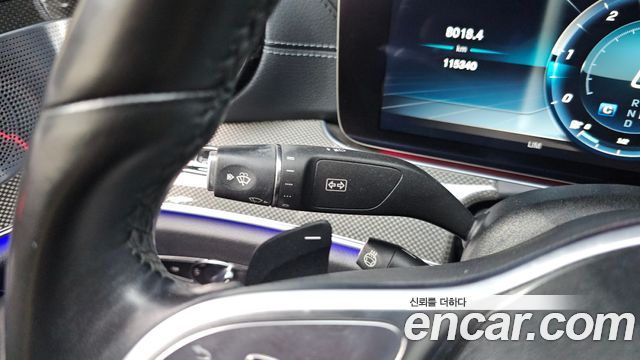 Mercedes-Benz CLS-Class CLS300d AMG Line
