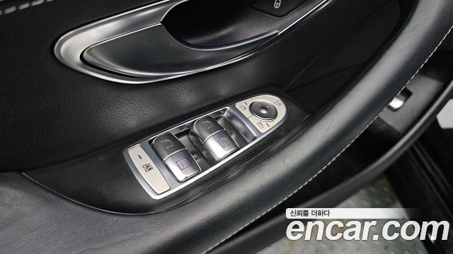 Mercedes-Benz CLS-Class CLS300d AMG Line