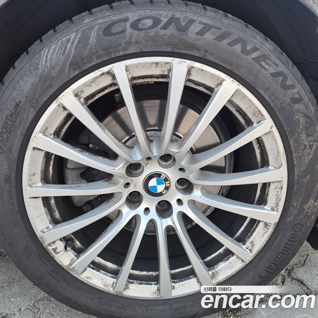 BMW 5-Series 520i Luxury