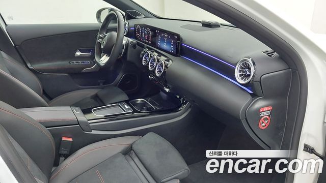 Mercedes-Benz A-Class AMG A45 4MAITC+ Hatchback