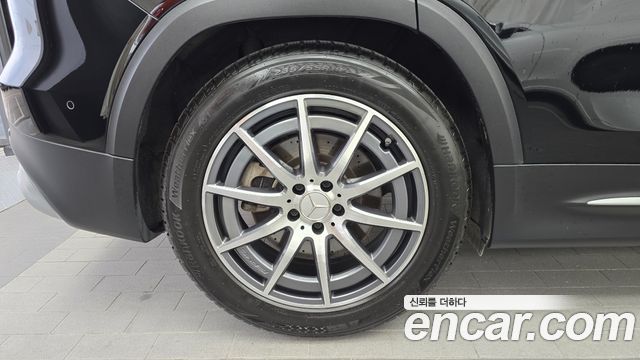 Mercedes-Benz GLB-Class AMG GLB35 4MATIC