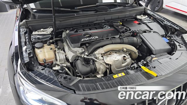 Mercedes-Benz GLB-Class AMG GLB35 4MATIC